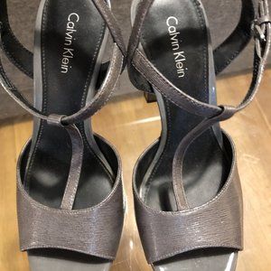 Calvin Klein Gray T-Strap Shoes, Size 6